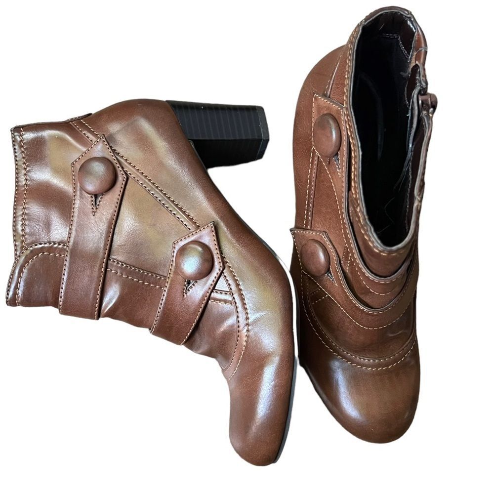 Naturalizer Marloe Brown Distressed Booties - 8m Women View 2